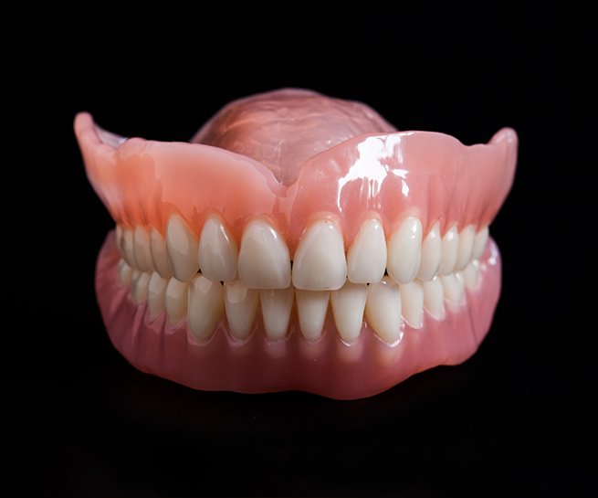 Set of full dentures